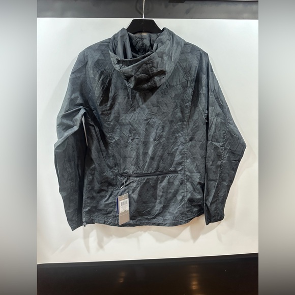 ASICS windbreaker jacket - Picture 2 of 8